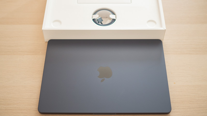 新しい相棒とのご対面 MacBook Air M2 (2022)