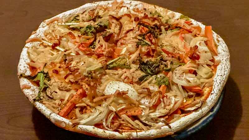 スパイス香るベジピザの出来上がり